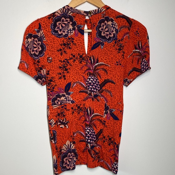 Free People Hear Me Roar Keyhole Floral Red Top Small - Picture 3 of 11